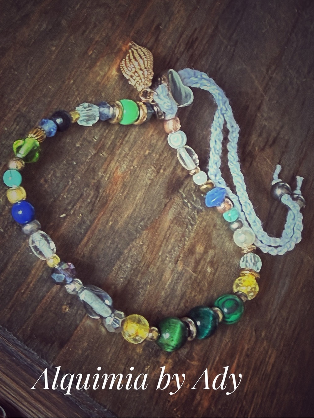Malachite beaded handcrafted bracelet/ Empathy and abundance healing crystals - Picture 2 of 9